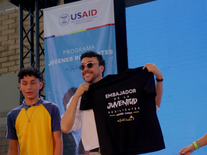 ANDRÉS CEPEDA ES NOMBRADO COMO EMBAJADOR DE LA JUVENTUD RESILIENTE.