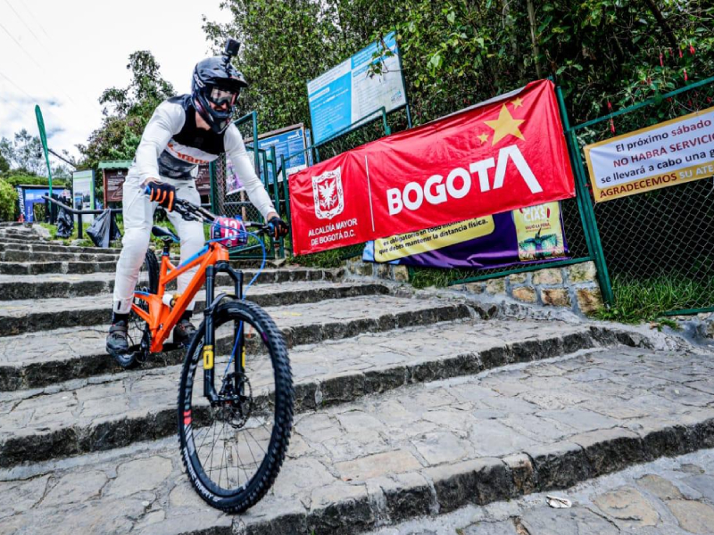 Monserrate Abajo la prueba downhill más exigente del planeta.